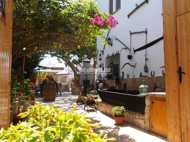 La Llar De Laura Pension El Poble Nou del Delta Buitenkant foto